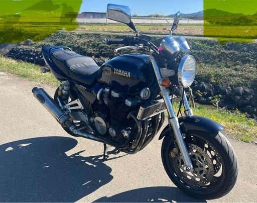 バイク YAMAHA xjr1200