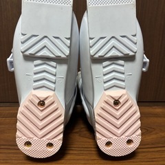 【BEAT】子供用 スキーブーツ 19cm（スポーツオーソリティ）の画像