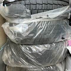 スタッドレスタイヤ の画像