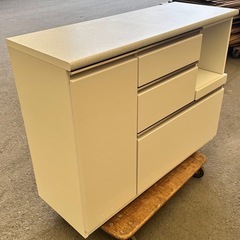 【超美品】食器棚　カップボードの画像