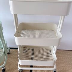 キッチンワゴン の画像