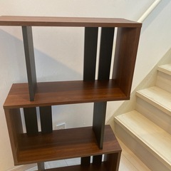 スタイリッシュな棚の画像