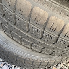 スタットレスタイヤ　　4本セット　ホイール付きの画像