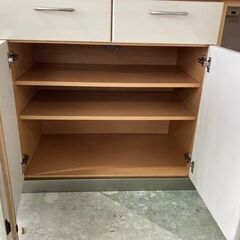 【SALE】綾野製作所 食器棚 リサイクルショップ宮崎屋 住吉店 25.11.3の画像