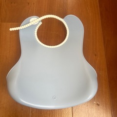 中古　ベビーエプロン　BABY BJORNの画像