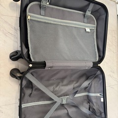 譲ります　キャリーバッグ　3泊4日サイズの画像