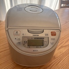 東芝 TOSHIBA IH炊飯器 （1升炊き） 剛熱黒釜  RC-18HF-Sの画像