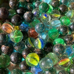 ビー玉の画像