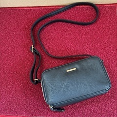 ショルダーバッグの画像