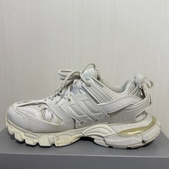 バレンシアガ　スニーカーの画像