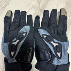 新品未使用　バイクグローブ　メッシュ　ライトブルー　L サイズ　希少カラー　ライディング　プロテクター　エアーインテーク　の画像