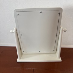 ミラー　鏡　の画像