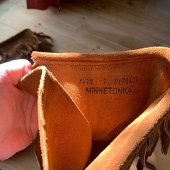 【未使用品】MINNETONKAミネトンカ 本革フリンジ レースアップ・ロングブーツ サイズ7（24.0）の画像