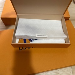 LOUIS VUITTON 空箱の画像