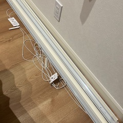 ニトリ　採光ロールカーテン　2本の画像