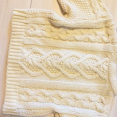 ニットカーディガン 子供服の画像