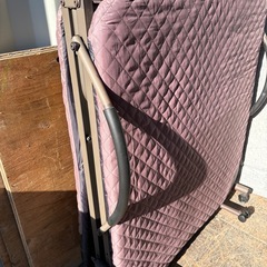 【美品】折りたたみベッド2台の画像