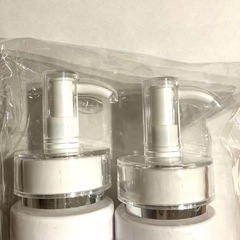 新品未使用 ポンプボトル 2個セット 200ml 詰替ボトル 無地 トラベル の画像