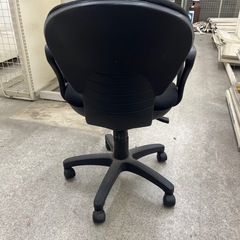 事務用椅子の画像