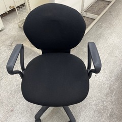 事務用椅子の画像