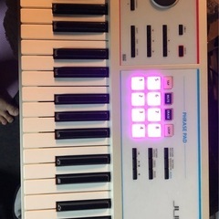 Roland JUNO-DS 61鍵ホワイト　スタンド付きの画像