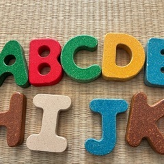 美品　PLAN TOYS アルファベット A-Zの画像