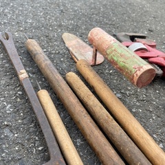 手工具（キリ、はさみ、レンチ、バールなど）の画像