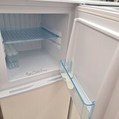 ✨アビテラックス 中古 AR-143E 冷凍冷蔵庫 １３８ℓ 2020年製 ホワイト ※棚・ケース欠品有り✨うるま市田場✨の画像