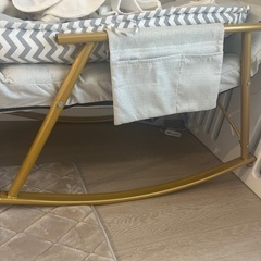 1人用ロッキングチェアの画像