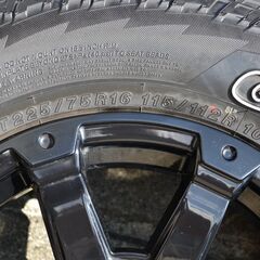 引取限定　バリ溝　ジムニー JB64 JB23　 225/75R16 タイヤホイール4本の画像