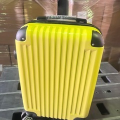 スーツケース機内持ち込みサイズの画像