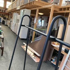 ハンガーラックの画像