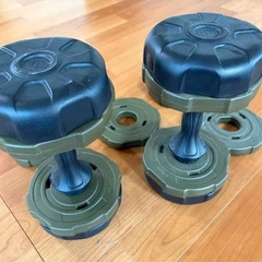 本格な可変式ダンベルセット（本体1.1kg×2＋1.5kgプレート×4）の画像