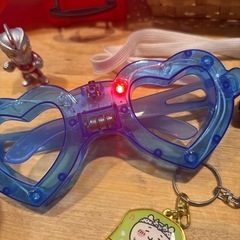 キーホルダー、スーパーボール、ビー玉色々の画像