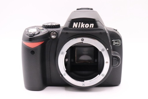 Nikon D40
