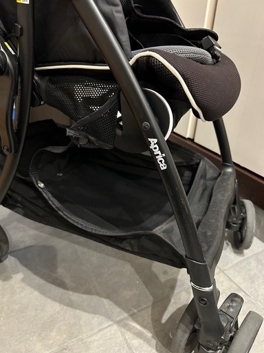 ベビーカー　アップリカ
