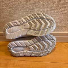 ニューバランス　YT570WG　18.5cmの画像