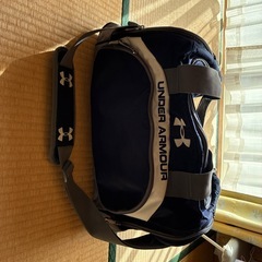 アンダーアーマー バックの画像