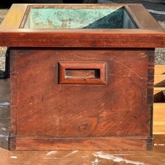 長方形の火鉢の画像