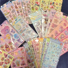 シール サンリオ おしり🍑 オーロラシール ラブブ クロミ しんちゃんの画像