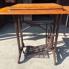 昭和レトロ/RICCAR /足踏み式ミシン台/リメイクの画像