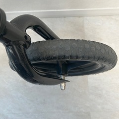 プロテクター付　
ストライダー　スポーツ　モデル　サファリの画像