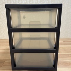 衣装ケースの画像