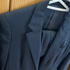 スーツ　レディース　ユニクロの画像