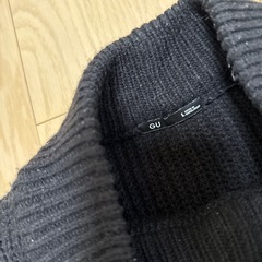 GUアクリルリブセーターLの画像