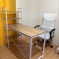 デスク&チェアの画像