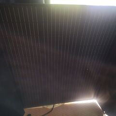 折りたたみ式　ソーラーパネル 400w　の画像