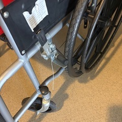老人用車椅子の画像