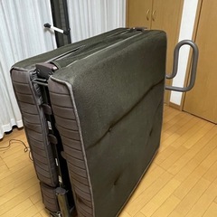 介護用電動ベッドの画像
