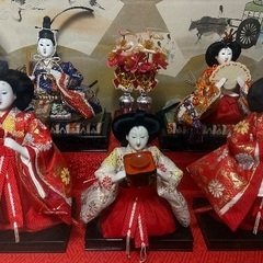 雛人形🎎ガラスケース入りの画像